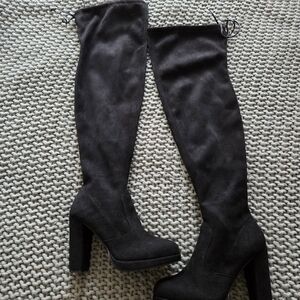 Gianni Bini Black Heeled Boots